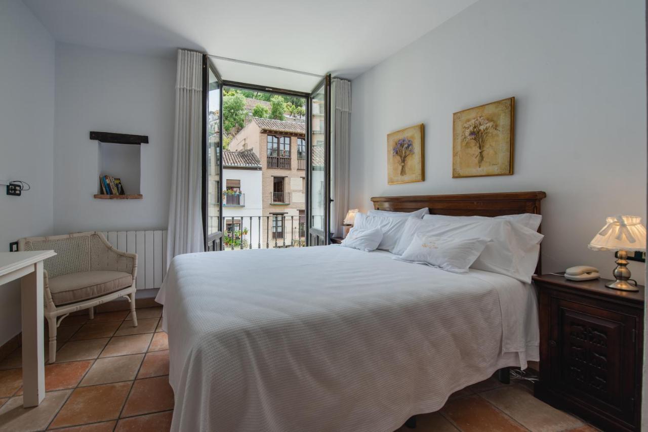 Hotel Rosa De Oro Granada Bagian luar foto