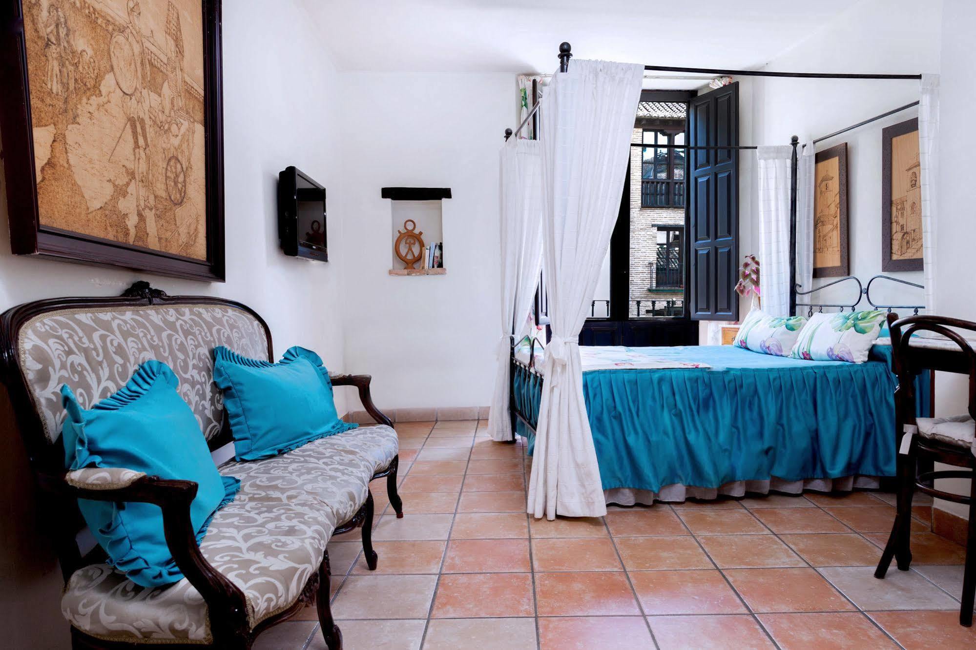 Hotel Rosa De Oro Granada Bagian luar foto