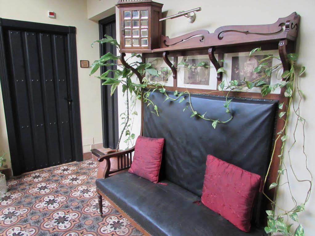 Hotel Rosa De Oro Granada Bagian luar foto